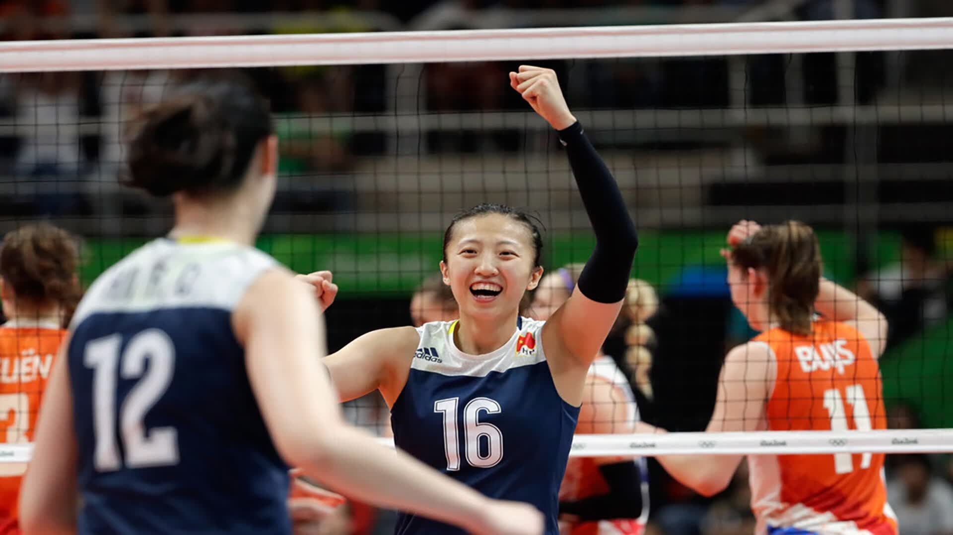 爱游戏体育-二十赛季再封神，梅西引爆全场致敬传奇